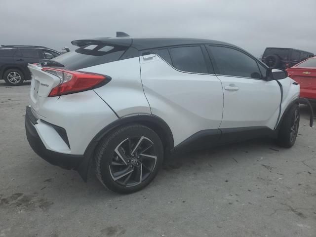 2022 Toyota C-HR XLE