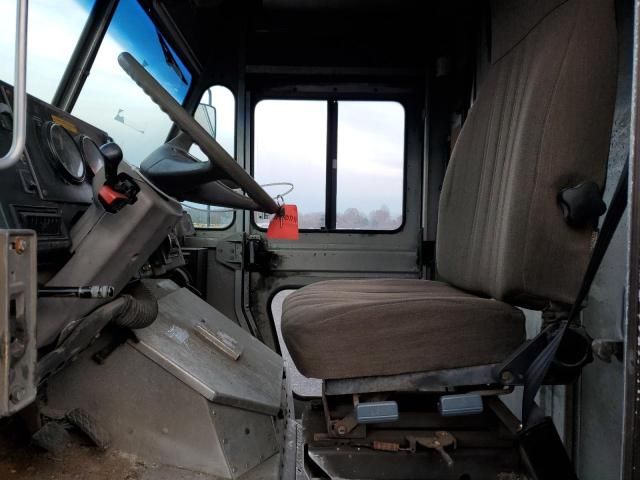 2009 Freightliner Chassis M Line WALK-IN Van