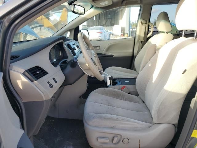 2012 Toyota Sienna LE