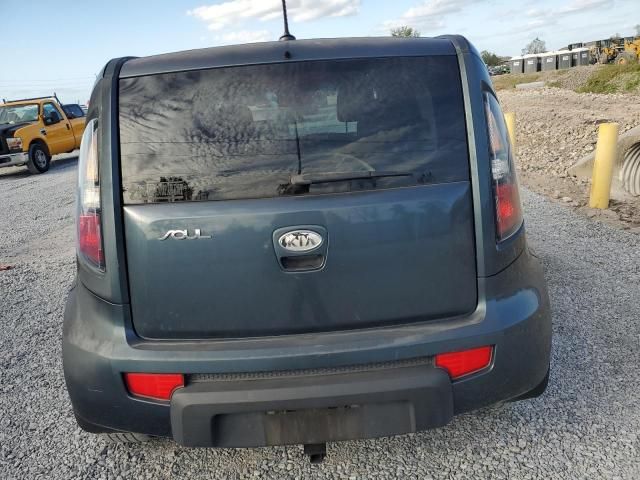 2011 KIA Soul +