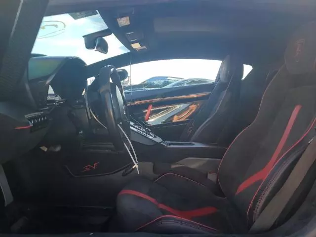 2017 Lamborghini Aventador SV