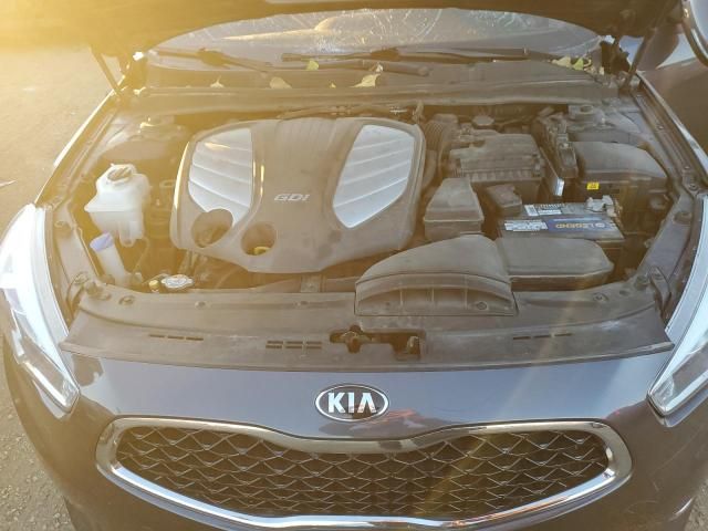 2015 KIA Cadenza Premium