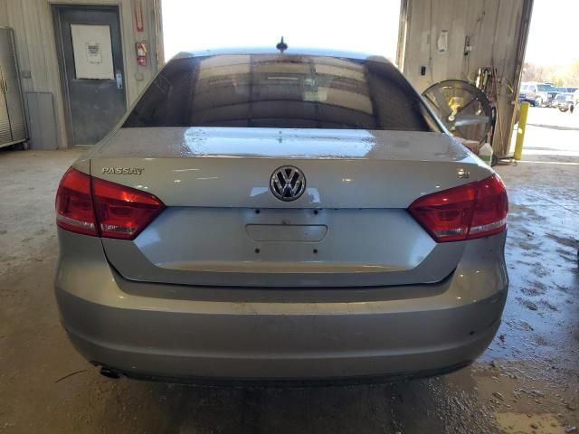 2013 Volkswagen Passat SE