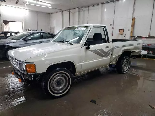 1988 Toyota Pickup 1/2 TON RN50