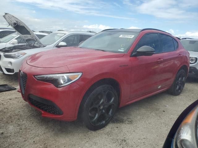 2023 Alfa Romeo Stelvio TI