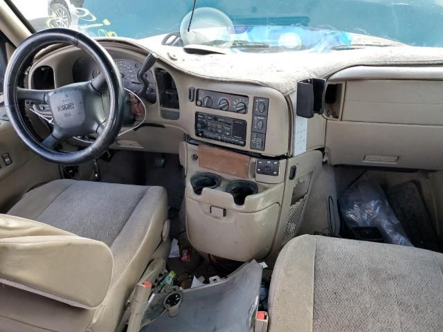 2003 GMC Safari XT