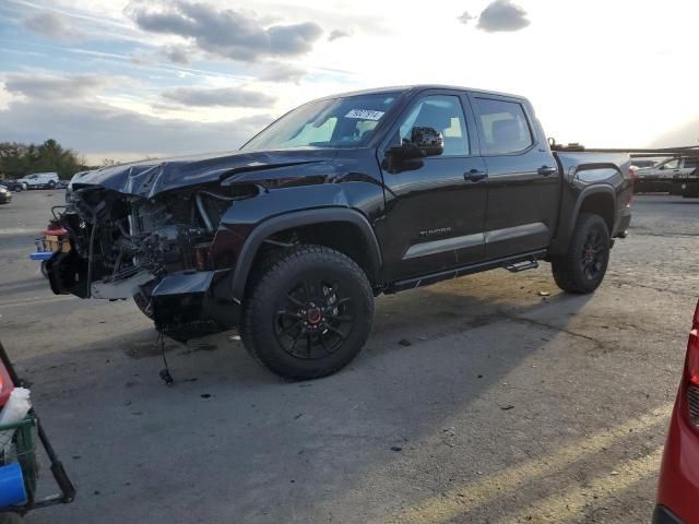 2023 Toyota Tundra Crewmax SR