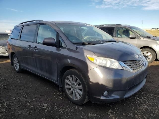 2014 Toyota Sienna XLE