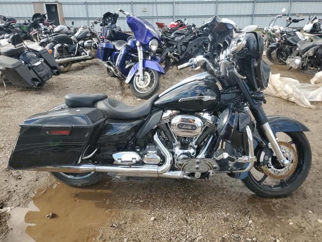 2012 Harley-Davidson FLHXSE3 CVO Street Glide