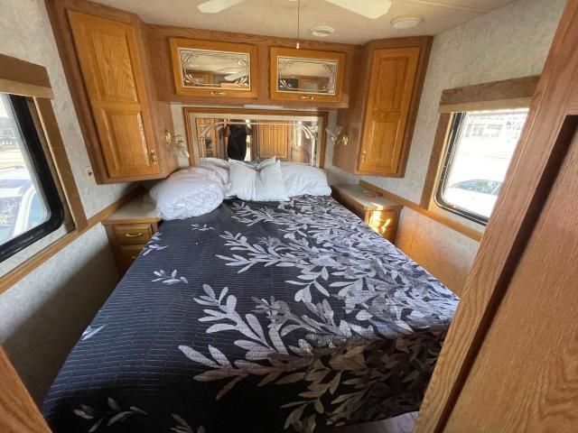 1999 Freightliner Chassis X Line Motor Home