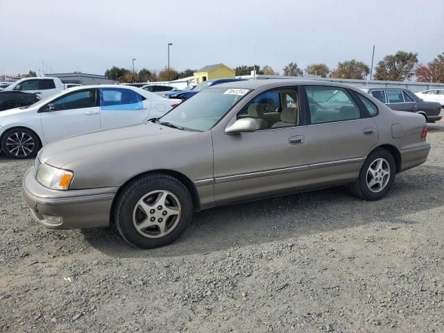 1999 Toyota Avalon XL