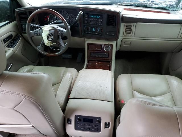 2005 Cadillac Escalade Luxury