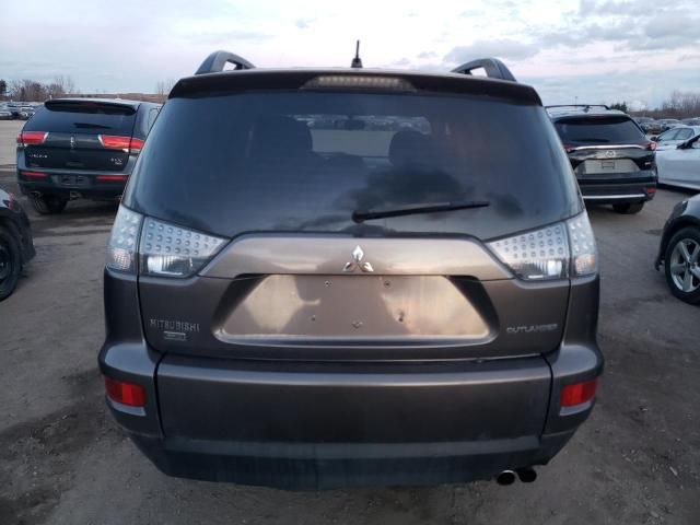 2011 Mitsubishi Outlander SE