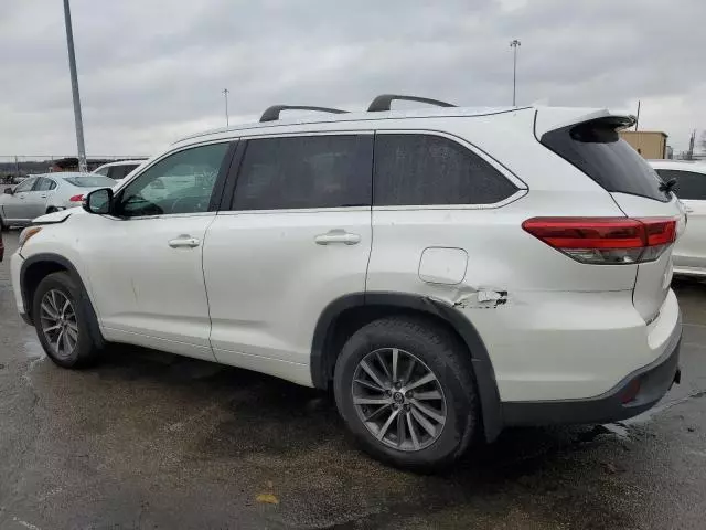 2018 Toyota Highlander SE