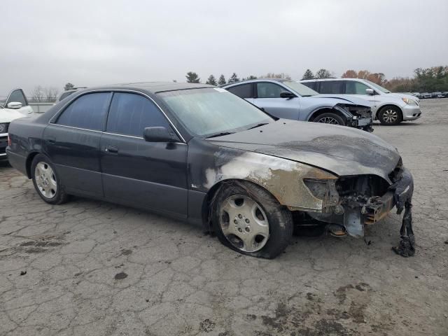 2000 Lexus ES 300