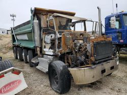 Peterbilt 348 Vehiculos salvage en venta: 2015 Peterbilt 348