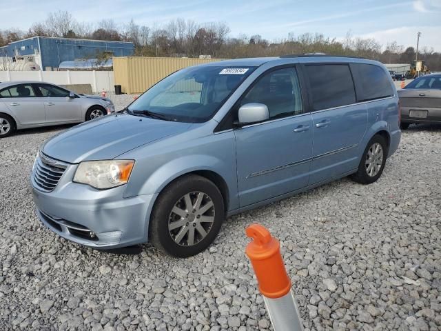 2013 Chrysler Town & Country Touring