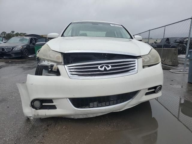 2010 Infiniti M35 Base