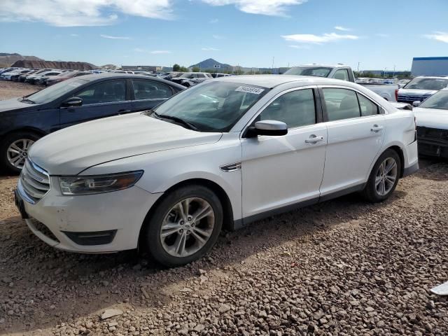 2015 Ford Taurus SEL