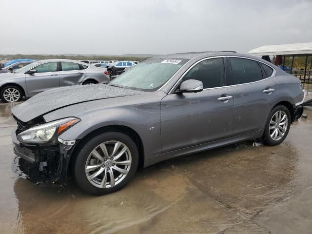 2015 Infiniti Q70 3.7