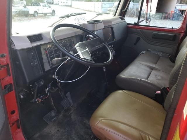 1996 International 4000 4700