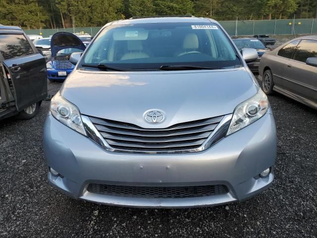 2012 Toyota Sienna XLE