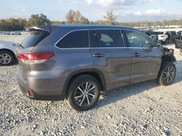 2018 Toyota Highlander SE