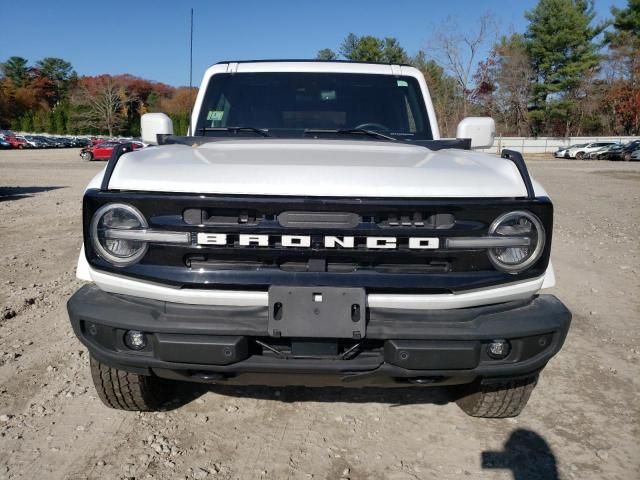 2022 Ford Bronco Base