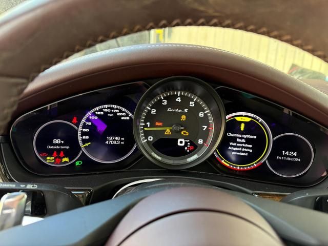 2021 Porsche Panamera Turbo S E-Hybrid