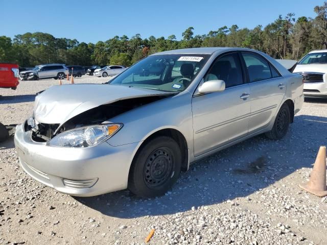 2005 Toyota Camry LE