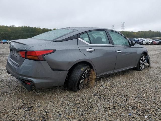 2022 Nissan Altima SV