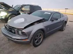 2006 Ford Mustang en venta en Wichita, KS