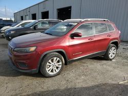 Salvage SUVs for sale at auction: 2019 Jeep Cherokee Latitude