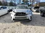 2017 Toyota Highlander SE