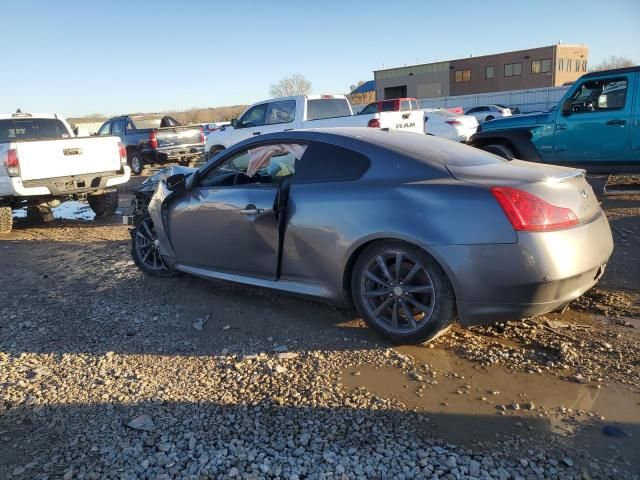 2011 Infiniti G37