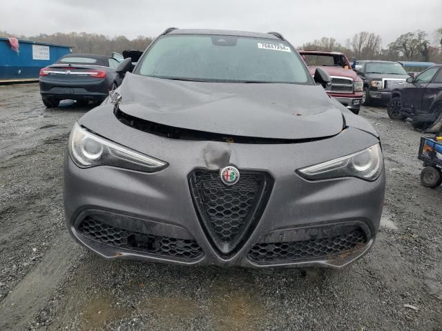 2021 Alfa Romeo Stelvio Sport