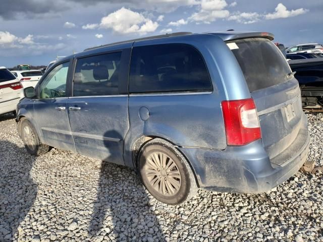 2011 Chrysler Town & Country Touring L