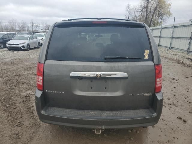 2010 Chrysler Town & Country Touring