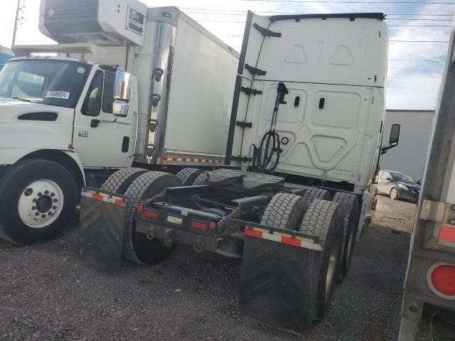 2023 Freightliner Cascadia 116