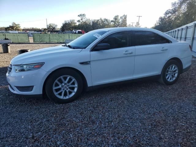 2013 Ford Taurus SE