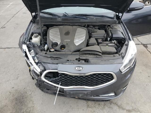 2016 KIA Cadenza Luxury