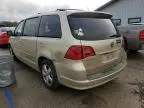 2010 Volkswagen Routan SEL