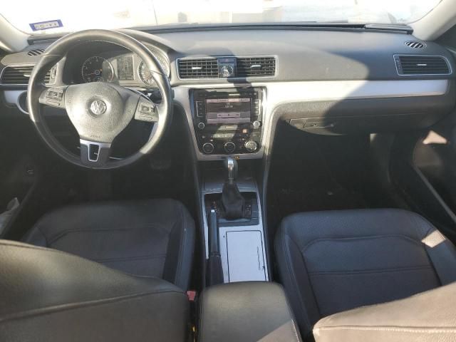 2012 Volkswagen Passat SE