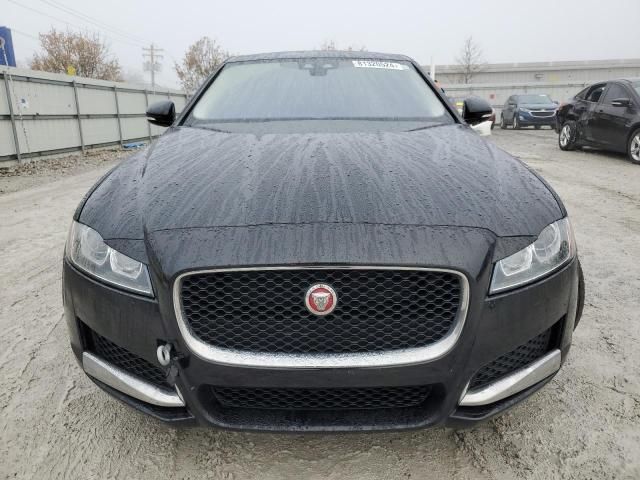 2017 Jaguar XF Premium