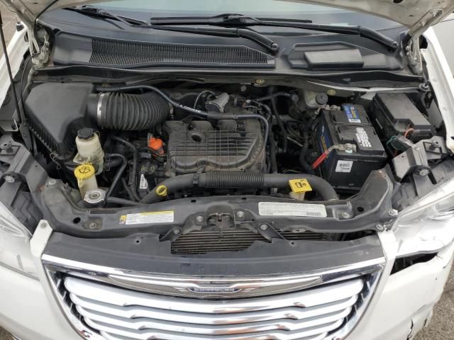 2011 Chrysler Town & Country Limited