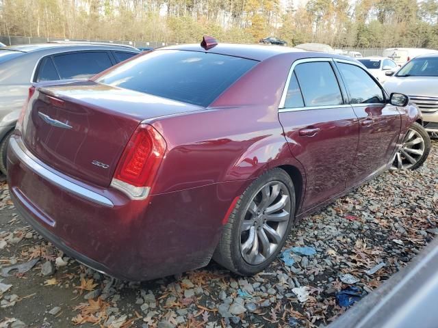 2018 Chrysler 300 Touring