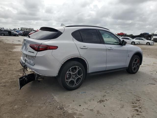 2021 Alfa Romeo Stelvio Sport