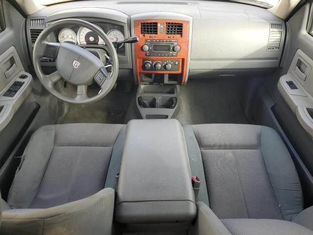 2005 Dodge Dakota Quad SLT