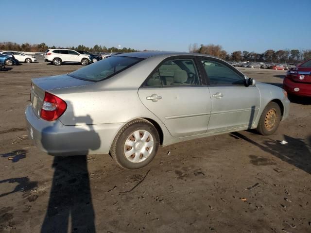 2004 Toyota Camry LE