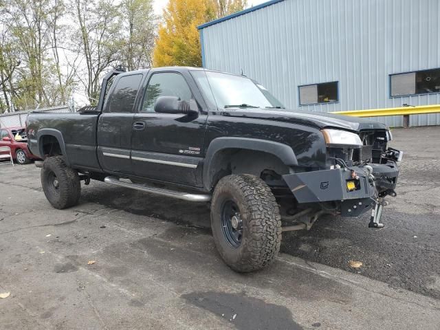 2004 Chevrolet Silverado K2500 Heavy Duty